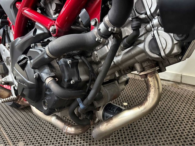 Suzuki - sv 650 - tour - motorfiets - 2019 - afbeelding 3 van  20