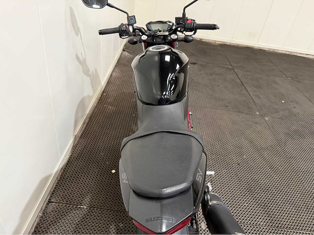 Suzuki - sv 650 - tour - motorfiets - 2019 - afbeelding 5 van  20