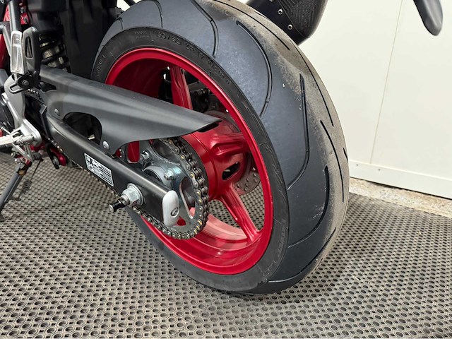 Suzuki - sv 650 - tour - motorfiets - 2019 - afbeelding 13 van  20