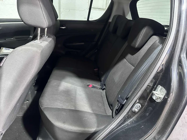 Suzuki - swift - 1.2 exclusive easss - 07-ptv-4 - afbeelding 16 van  21