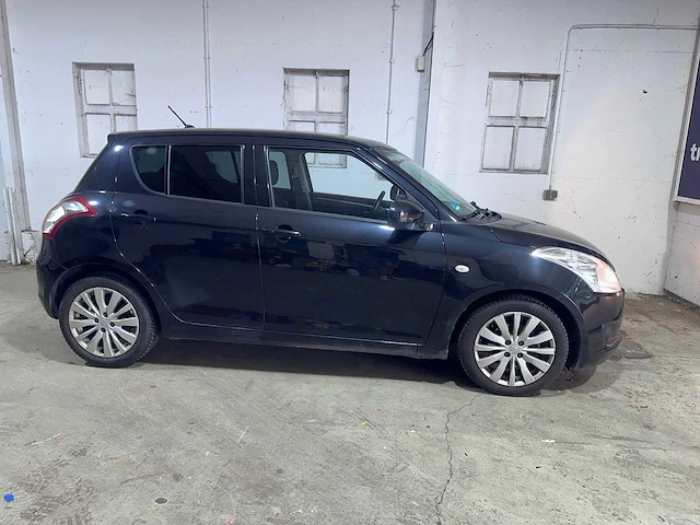 Suzuki - swift - 1.2 exclusive easss - 07-ptv-4 - afbeelding 6 van  21