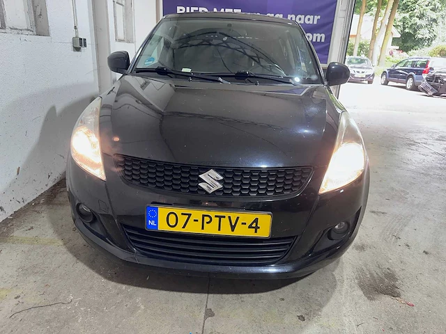 Suzuki - swift - 1.2 exclusive easss - 07-ptv-4 - afbeelding 7 van  21