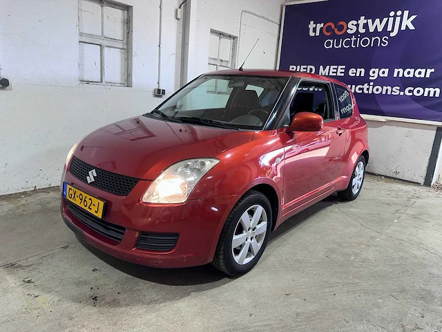 Suzuki - swift - 1.3 base - gx-962-j - afbeelding 1 van  19
