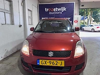 Suzuki - swift - 1.3 base - gx-962-j - afbeelding 18 van  19