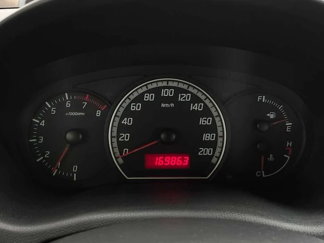 Suzuki - swift - 1.3 gls - car - 2006 - afbeelding 5 van  18