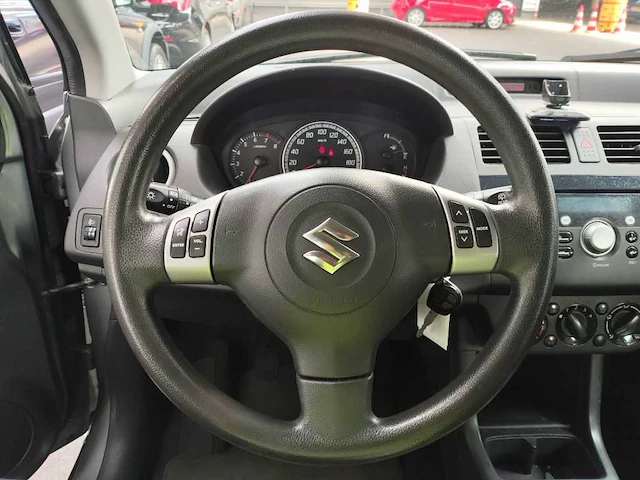 Suzuki - swift - 1.3 gls - car - 2006 - afbeelding 18 van  18