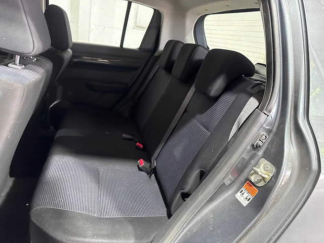 Suzuki - swift - 1.3 shogun - 79-xx-vg - afbeelding 9 van  21