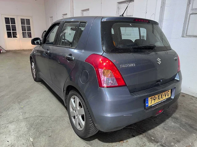 Suzuki - swift - 1.3 shogun - 79-xx-vg - afbeelding 15 van  21