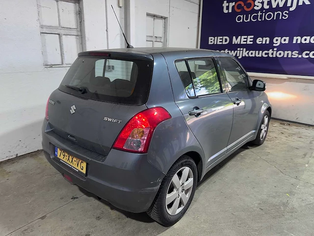 Suzuki - swift - 1.3 shogun - 79-xx-vg - afbeelding 17 van  21