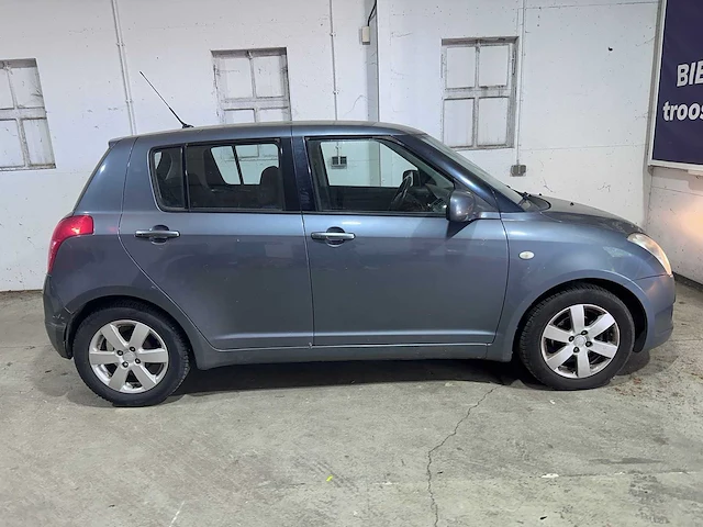 Suzuki - swift - 1.3 shogun - 79-xx-vg - afbeelding 18 van  21