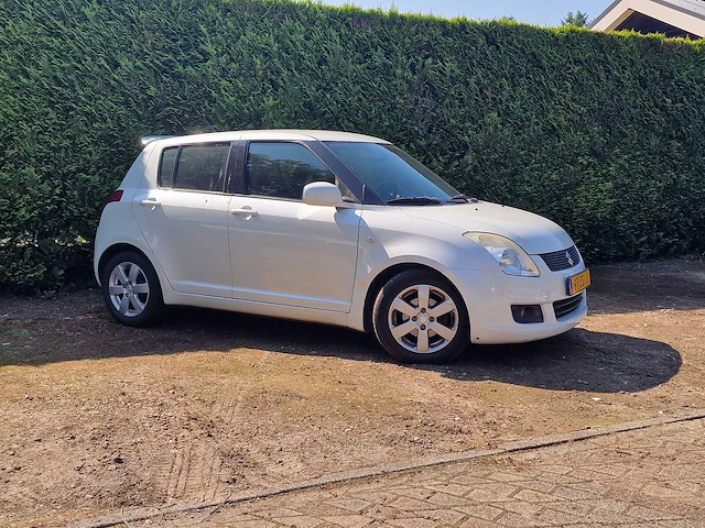 Suzuki - swift - 1.3 shogun - 97-zs-jl - 2008 - 108.000 km nap - afbeelding 19 van  24