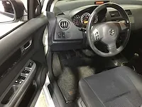 Suzuki - swift - 1.3 shogun 5drs- 59-xp-kd - afbeelding 21 van  21
