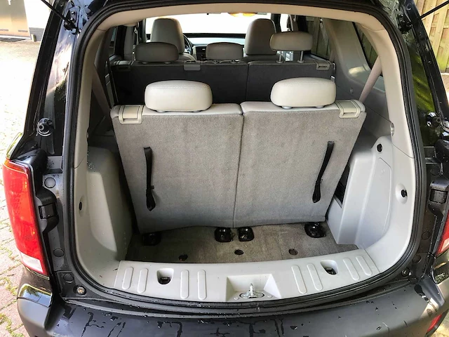 Suzuki - xl7 - 2008 - 7pers - 56-hsk-8 - afbeelding 16 van  18