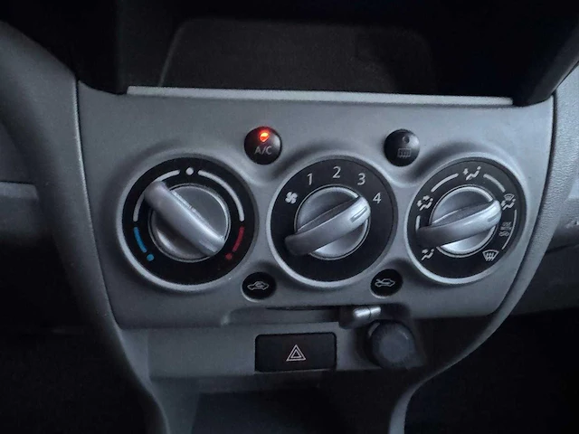 Suzuki 1.0 comfort airco plus, 15-xfs-8 - afbeelding 17 van  18