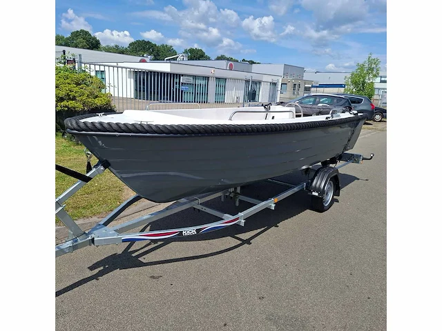 Suzuki 2021 - speedboot + trailer - afbeelding 1 van  13