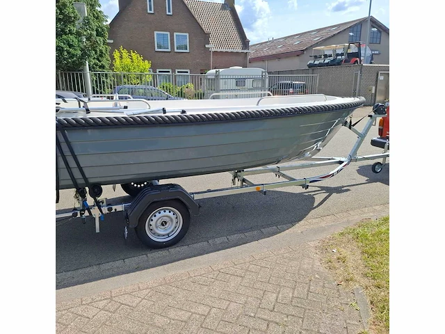 Suzuki 2021 - speedboot + trailer - afbeelding 7 van  13