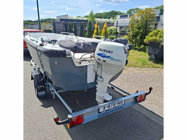 Suzuki 2021 - speedboot + trailer - afbeelding 9 van  13