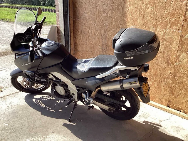 Suzuki all-road motorfiets - afbeelding 3 van  13