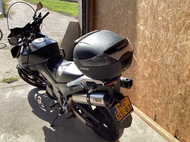 Suzuki all-road motorfiets - afbeelding 4 van  13