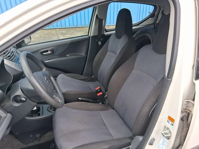 Suzuki alto 1.0 celebration easss car 2015 | 5-zgl-39 - afbeelding 2 van  26