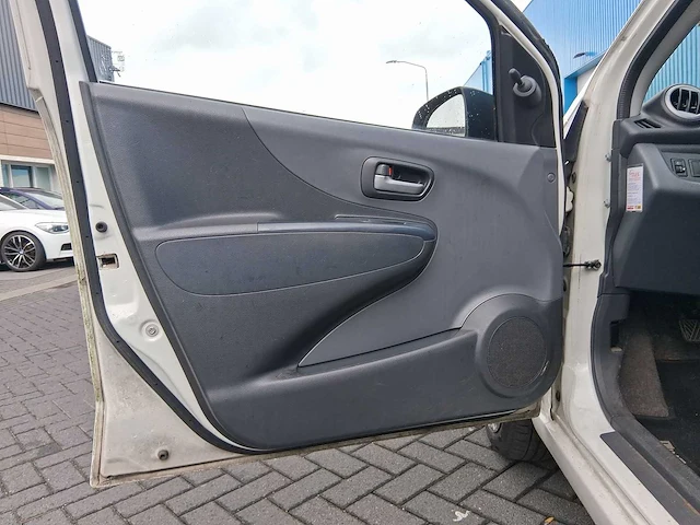 Suzuki alto 1.0 celebration easss car 2015 | 5-zgl-39 - afbeelding 6 van  26