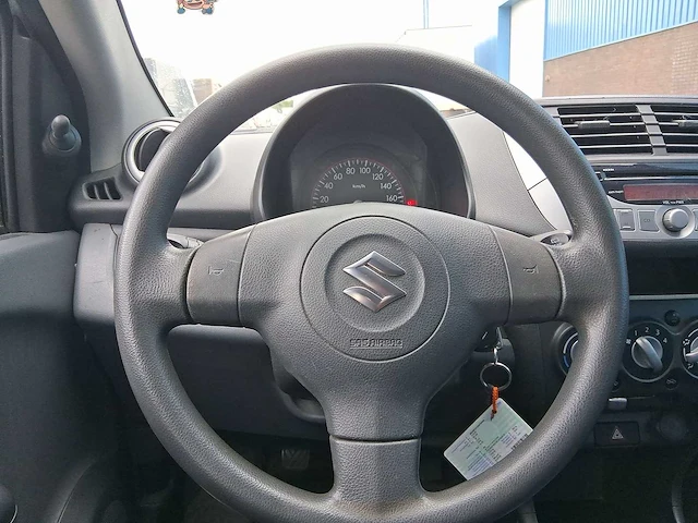 Suzuki alto 1.0 celebration easss car 2015 | 5-zgl-39 - afbeelding 9 van  26