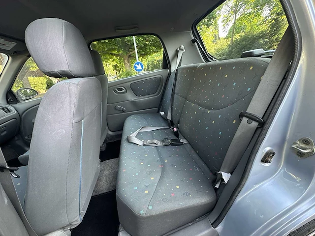 Suzuki alto 1.1 gls car 2003 | 73-ng-bh i - afbeelding 13 van  24