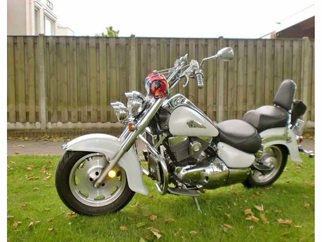 Suzuki chopper vl 1500 intruder lc, mn-jg-21 - afbeelding 1 van  9