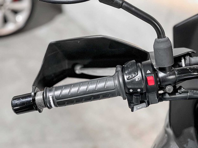 Suzuki dl650 t v-strom 645cc 2009, mt-xz-69 all-road motorfiets - afbeelding 9 van  19