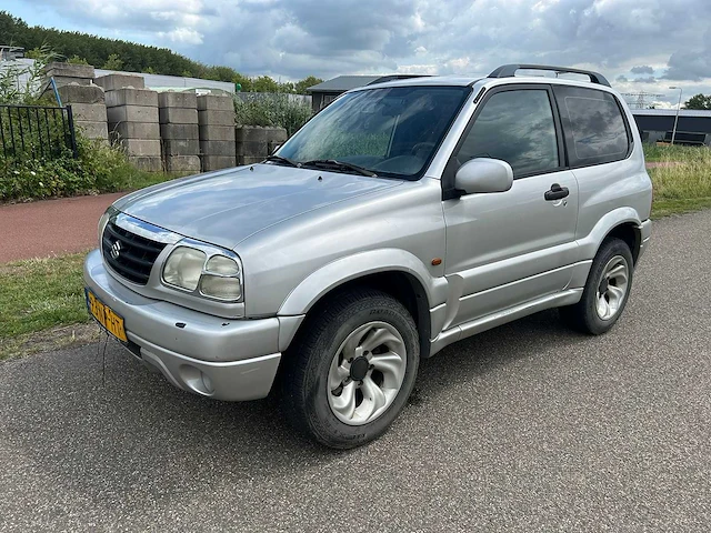 Suzuki grand vitara 1.6 metal top wide body 2004 | 93-np-ht i - afbeelding 1 van  18