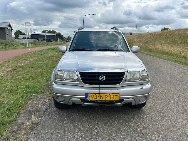 Suzuki grand vitara 1.6 metal top wide body 2004 | 93-np-ht i - afbeelding 12 van  18