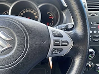 Suzuki grand vitara 2.0-16v exclusive 2006 | 31-st-kx - afbeelding 10 van  28