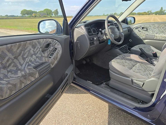 Suzuki grand vitara 2.0 cabrio, 76-gg-tj - afbeelding 7 van  22