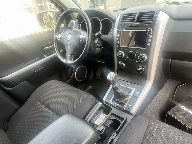 Suzuki grand vitara 2.4 exclusive 2008 | 74-hff-2 - afbeelding 18 van  28