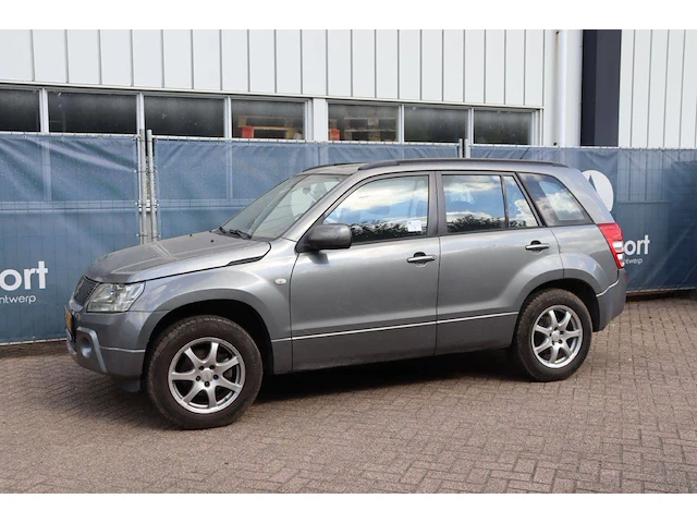 Suzuki grand vitara benzine 140pk 2005 (marge) - afbeelding 1 van  1