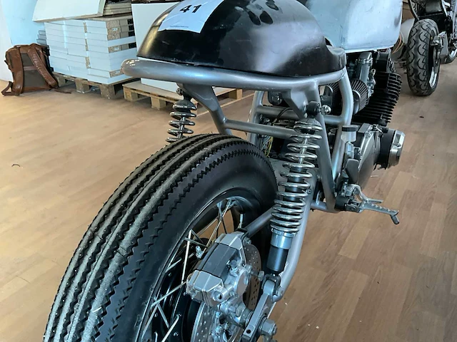 Suzuki gs 1000 custum motorfiets - afbeelding 4 van  19