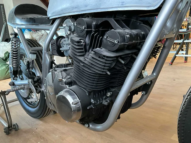 Suzuki gs 1000 custum motorfiets - afbeelding 10 van  19