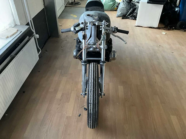 Suzuki gs 1000 custum motorfiets - afbeelding 15 van  19