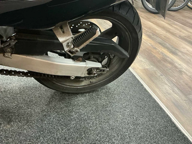 Suzuki gt73a motorfiets - afbeelding 3 van  12