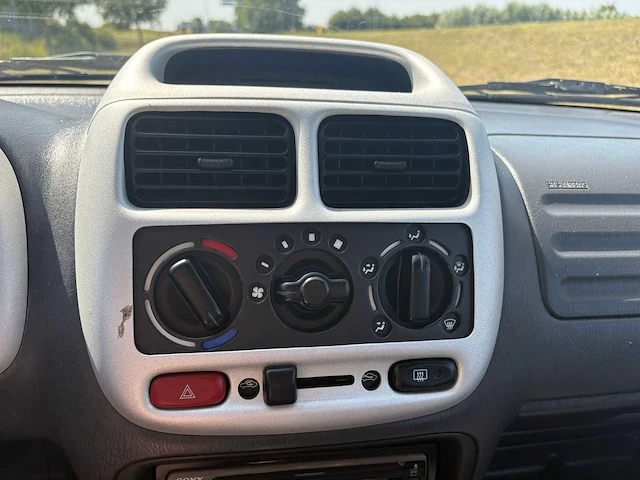 Suzuki ignis 1.3-16v gl 75-pr-kt - afbeelding 2 van  21