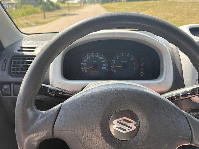 Suzuki ignis 1.3-16v gl 75-pr-kt - afbeelding 18 van  21