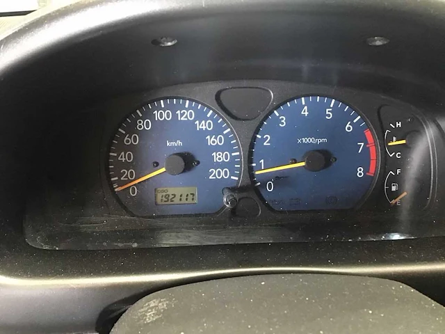 Suzuki ignis 1.3-16v gs - 2002 | 23-jp-hj - afbeelding 4 van  8