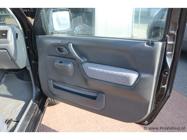 Suzuki jimny cabrio - 1.3 benzine | apk tot september 2026 | kenteken 19-pb-vb - afbeelding 8 van  25