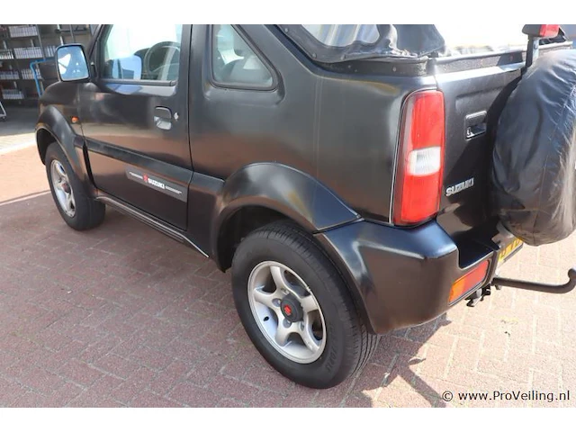 Suzuki jimny cabrio - 1.3 benzine | apk tot september 2026 | kenteken 19-pb-vb - afbeelding 20 van  25