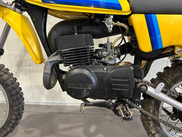 Suzuki rm50 2 takt crossmotor - afbeelding 3 van  11