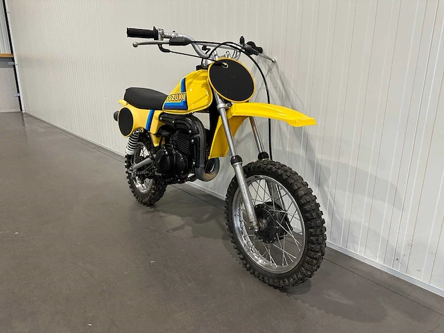 Suzuki rm50 2 takt crossmotor - afbeelding 9 van  11