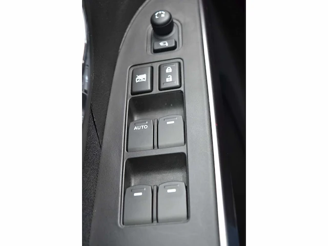 Suzuki s-cross gl+ hybrid style allgrip - personenauto - afbeelding 16 van  25