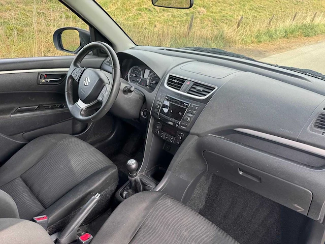 Suzuki swift 1.2 exclusive easss, 99-sbt-1 - afbeelding 2 van  20