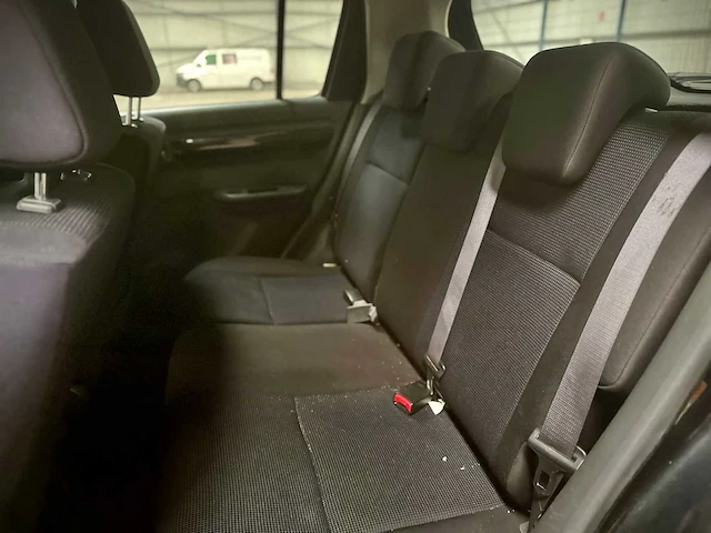 Suzuki swift 1.3 4grip exclusive, 41-td-ks - afbeelding 15 van  15