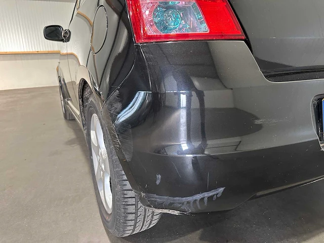 Suzuki swift 1.3 comfort zk-068-n - afbeelding 8 van  17